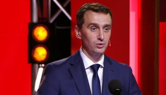 Медичні маски на вулиці вже можна не носити, – Ляшко