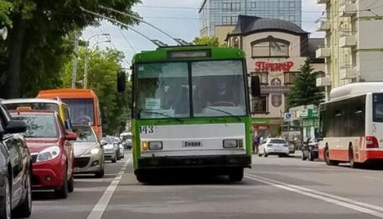 У Рівному – затримки із рухом тролейбусів