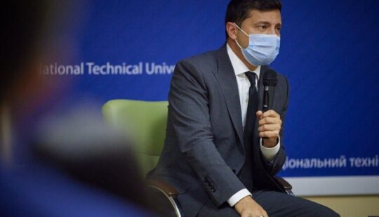 Президент Зеленський дав відповідь чому наразі неможливі вибори на непідконтрольному Донбасі