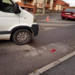 У Рівному на Мельника бус в`їхав в легковик (ФОТО)