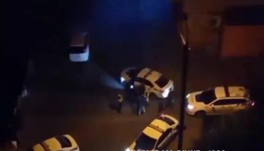 У Рівному на “Північному” кілька екіпажів патрульних розбороняли агресивних чоловіків