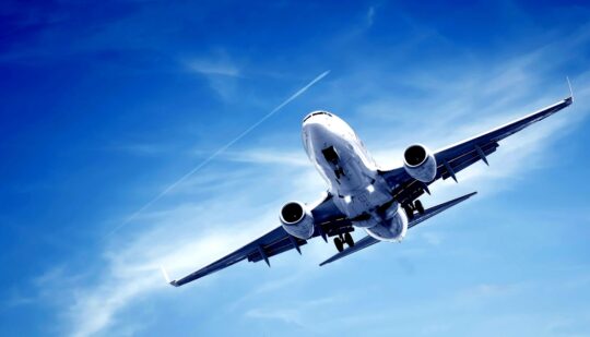 Внутрішні авіаперевезення в Китаї у березні перевершили обсяг, який був до пандемії