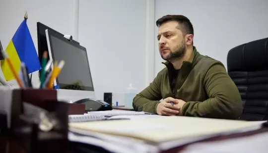А якщо війна затягнеться на 10 років: Зеленський відповів, чи планує проводити вибори