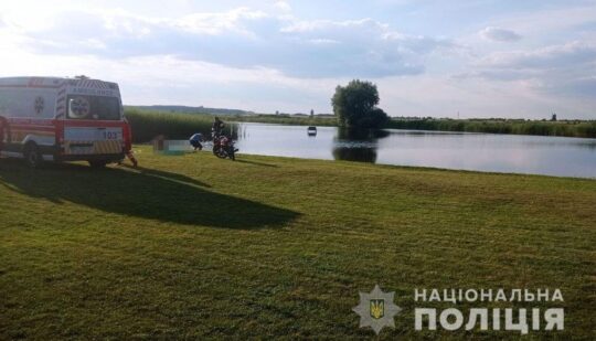 У Рівненському районі втопилася неповнолітня дівчинка