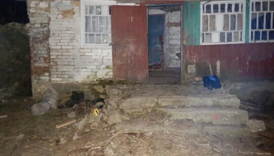 У Рівненському районі поліцейські встановлюють обставини умисного вбивства жителя села Заріцьк