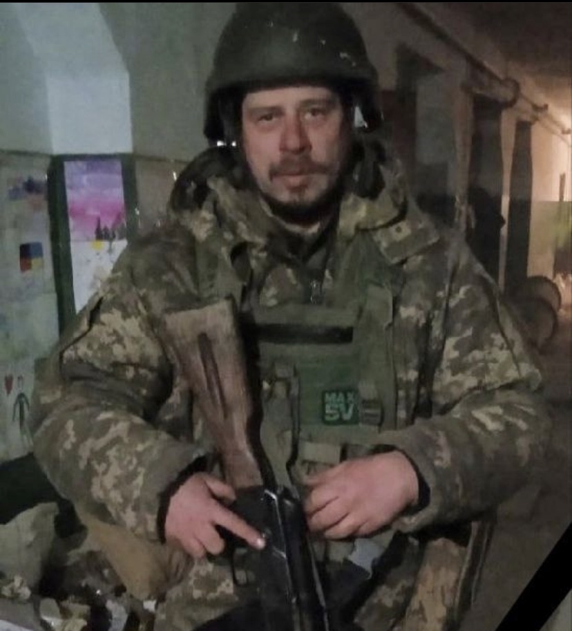 Ви зараз переглядаєте Під час обстрілу поблизу Бахмуту загинув старший сержант із Рівного