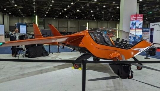 На автосалоні в Детройті показали літаючий автомобіль Air One