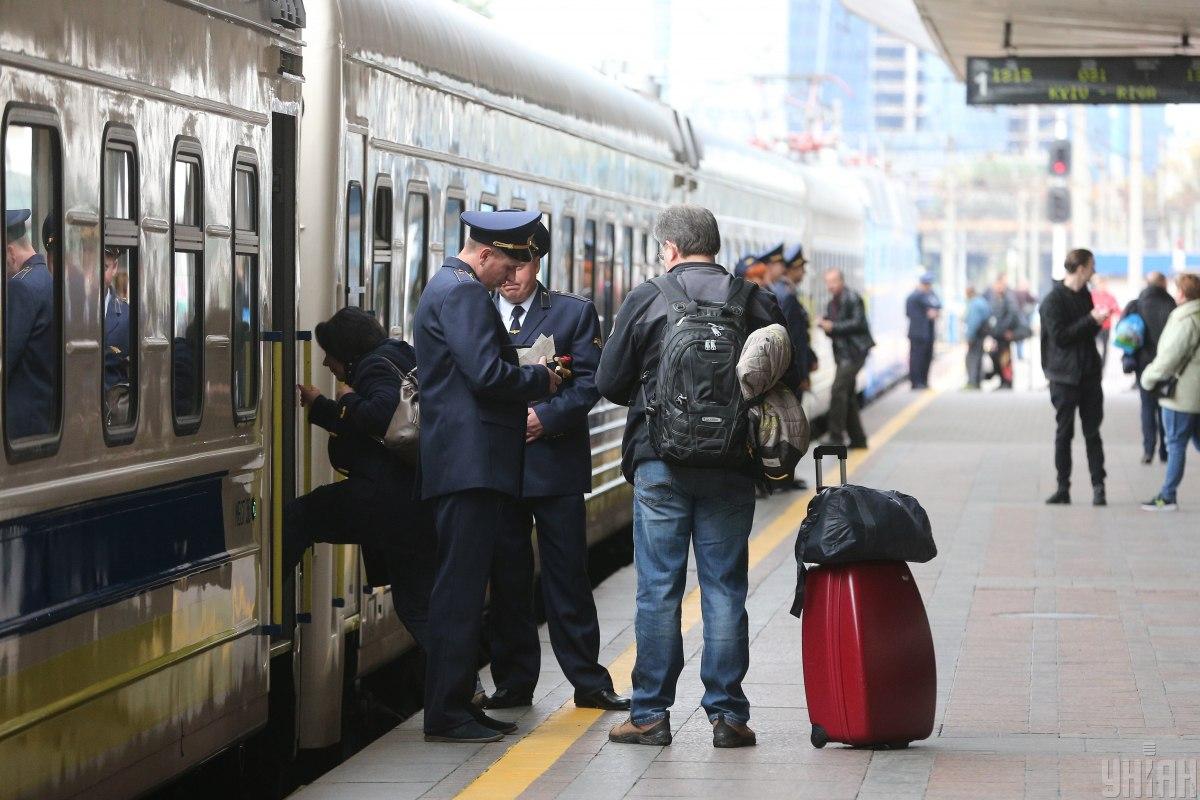 Ви зараз переглядаєте “Укрзалізниця” змінює механізм покупок певних квитків: що сталось — УНІАН