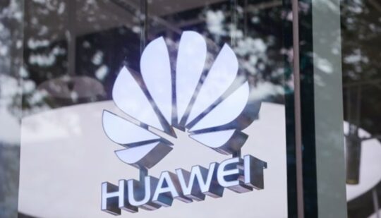Huawei підтримала українські ВНЗ на олімпіаді з програмування