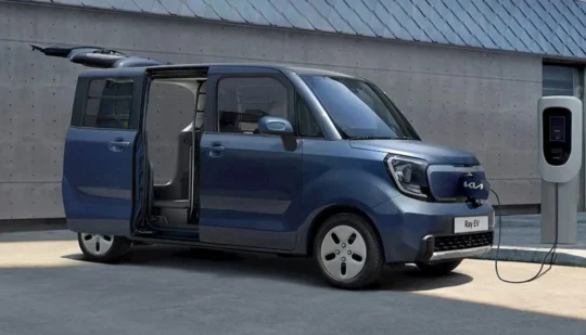 Від $20 400: Kia представила свій найдешевший електромобіль Ray EV