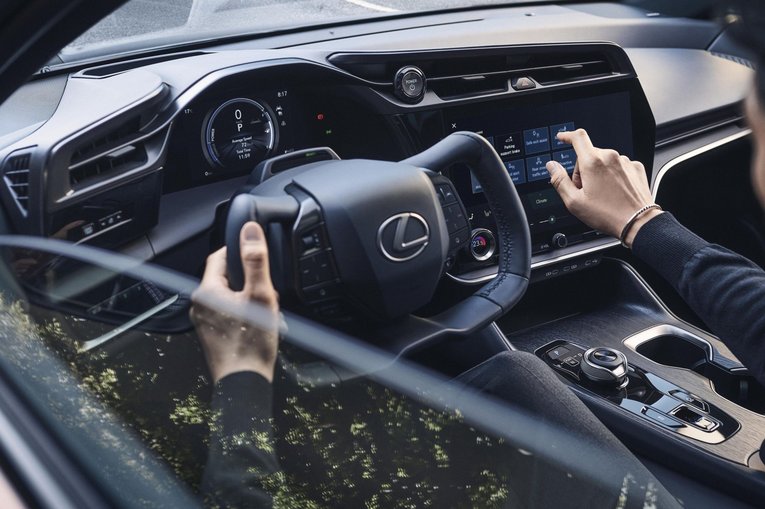 Ви зараз переглядаєте Lexus розробляє нове електронне рульове керування для електромобілів: як воно працюватиме