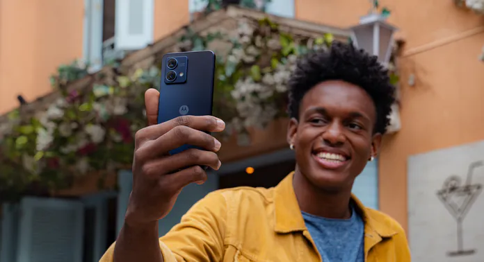 Ви зараз переглядаєте Представлені бюджетні смартфони moto G54 і G84
