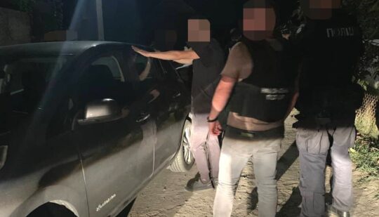 Два місяці під вартою проведе сутенер-таксист з Рівненщини