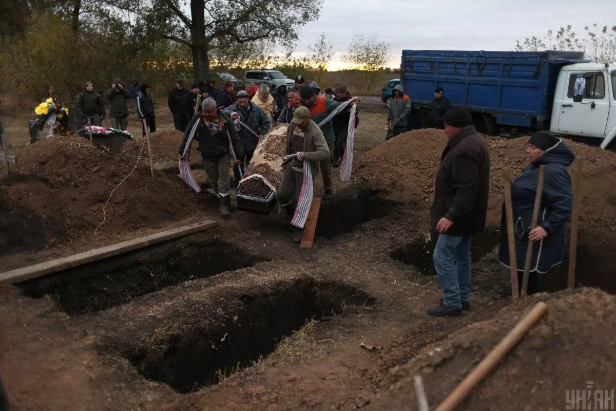 Ви зараз переглядаєте Кількість загиблих унаслідок удару по кафе у Грозі збільшилась до 55
