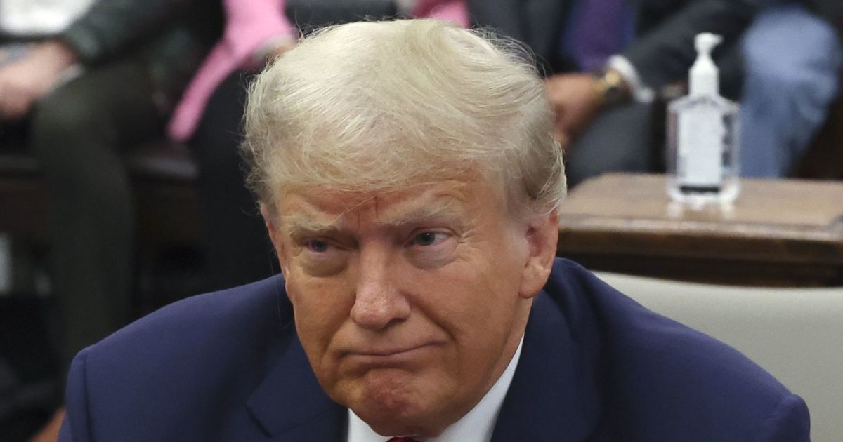 Ви зараз переглядаєте Президент Зеленський запросив Трампа до України