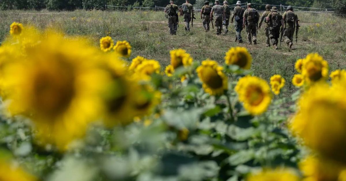 Ви зараз переглядаєте Публіцист Валерій Пекар назвав небезпеки для українців