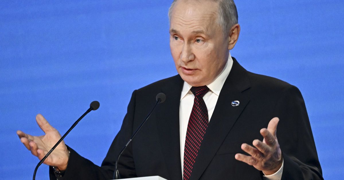 Ви зараз переглядаєте Путін зробив нові заяви про війну та мир в Україні