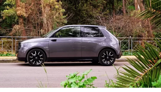 Honda і Mitsubishi придумали нове життя батареям своїх електромобілів: як використовуватимуть