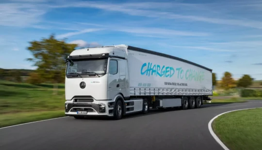 З величезною батареєю та дивним дизайном: електромобіль Mercedes-Benz eActros 600 розкрив деталі