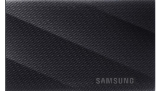 SSD Samsung T9 досягає швидкості передачі даних 2 000 МБ/с