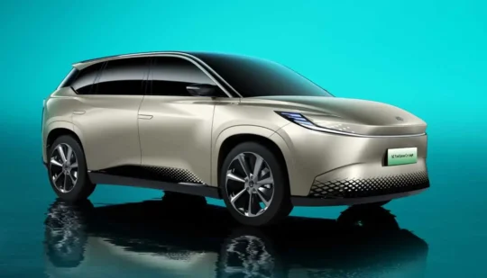 Електромобілі Toyota для американського ринку комплектуватимуть акумуляторами LG, випущеними в Мічигані