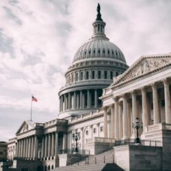 Допомога Україні від США: Сенат може повернутись до законопроєкту за декілька тижнів