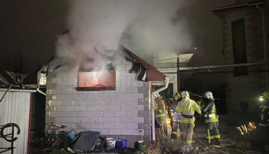 Пожежа у Рівному: рятувальники зберегли будівлю