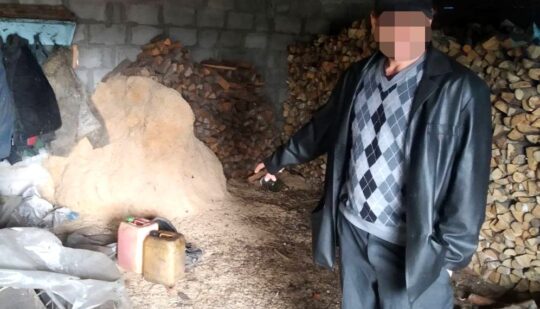 Поліцейський офіцер Вирівської громади у Сарненському районі викрив місцевого жителя на крадіжці