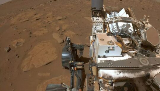 NASA відправляє космічні апарати на Марсі у відпустку