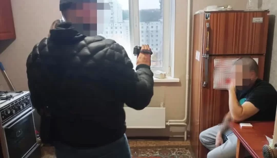 Обмінювали фальшиву валюту: на Рівненщині поліцейські викрили зловмисників із Київщини