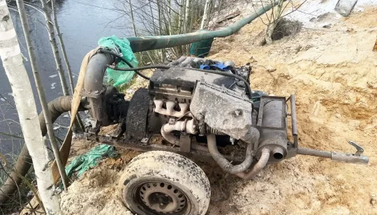 Поліція Рівненської області виявила незаконне видобування бурштину: розпочато досудові розслідування