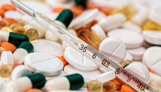 ГРВІ, ковід та грип: як жителям Рівненщини пережити сезон хвороб