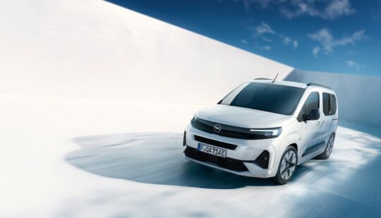 Одразу два електромобілі: Opel розкрив подробиці Combo Electric та Opel Zafira Electric