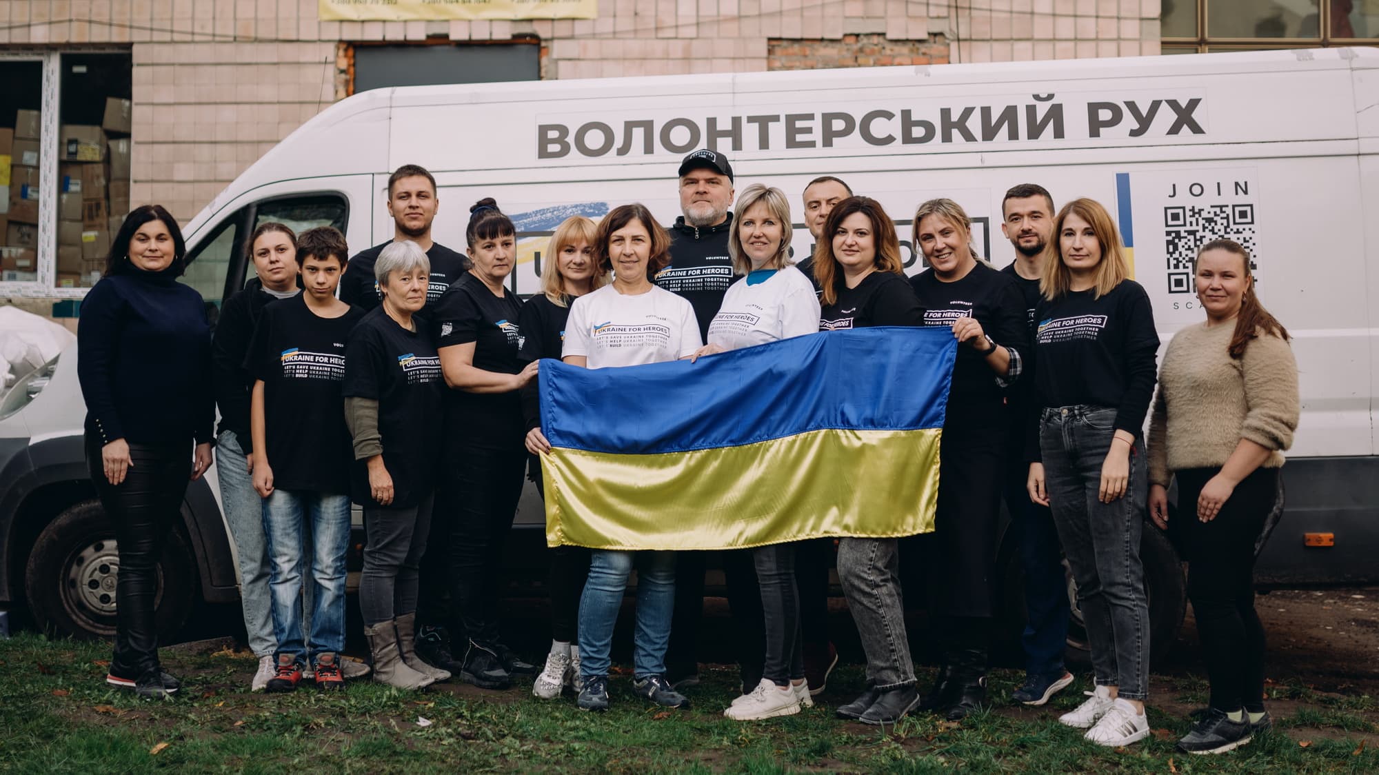 Ви зараз переглядаєте Президент відзначив нагородою «Золоте серце» волонтерку з Рівного