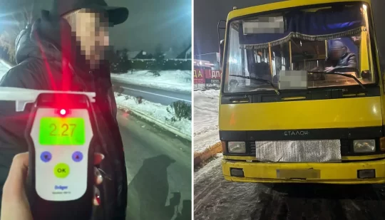Поліцейські склали протокол на нетверезого водія маршрутки