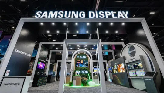 Samsung планує постачати складані екрани для гаджетів Apple