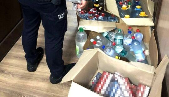 На Сарненщині поліцейські викрили чоловіка на незаконному зберіганні підакцизних товарів