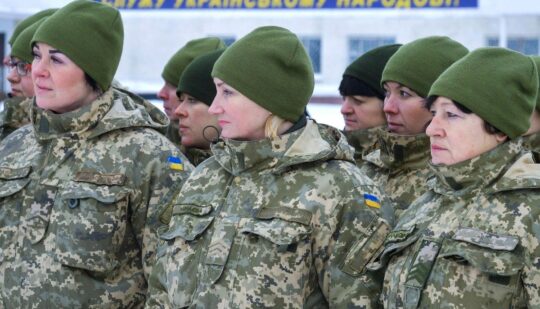 Мобілізація в Україні – вйськова висловилася за призов 100 тисяч жінок