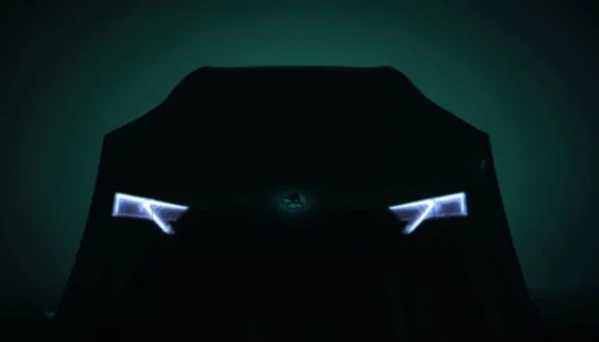 Покажуть за кілька тижнів: оновлена Skoda Octavia готується до дебюту