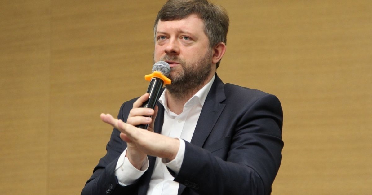 Ви зараз переглядаєте “А який з нас толк”: віцеспікер ВР Корнієнко відповів, чи будуть мобілізувати нардепів