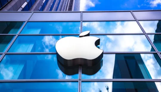 ЄС може оштрафувати Apple на €500 млн за порушення закону