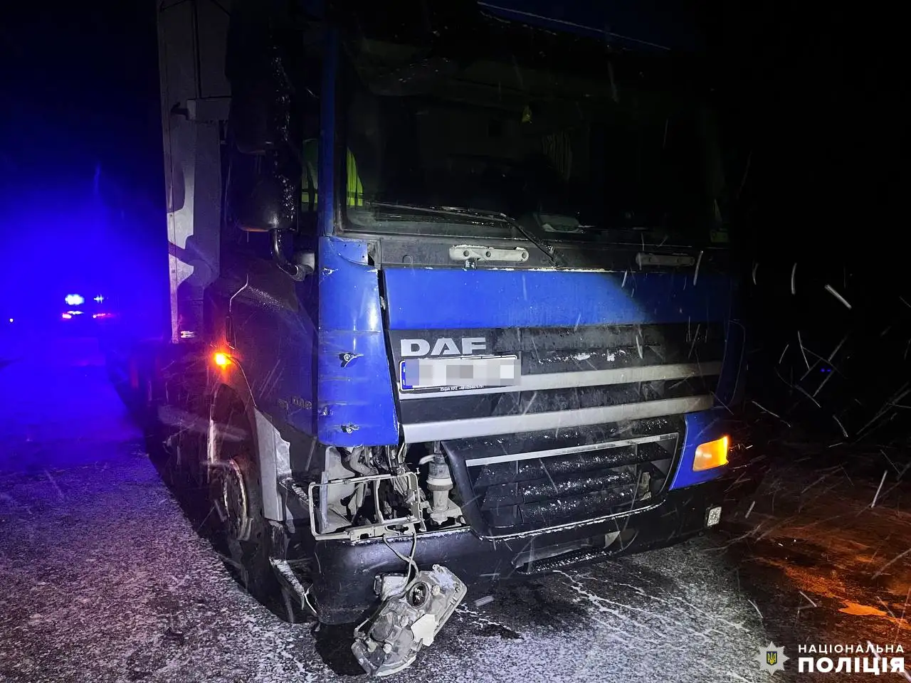 Ви зараз переглядаєте На Костопільщині під колесами вантажівки тяжко травмувався пішохід