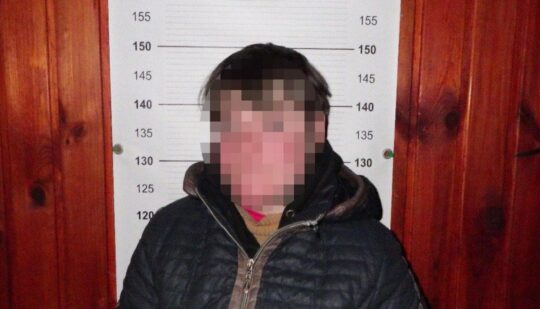 За ножове поранення свого хлопця жителька Вараського району перебуватиме під вартою