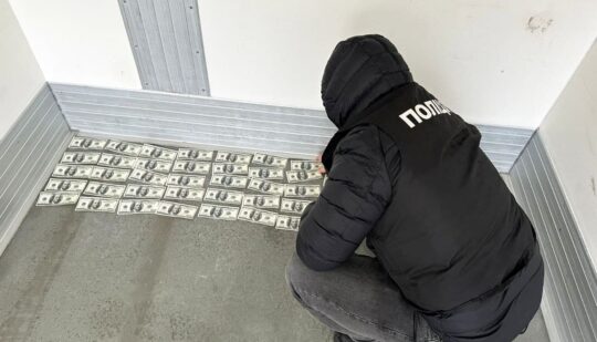 Директора селищної ради Дубенщини затримали за хабар