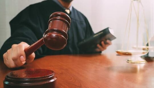 На Рівненщині за відверті фото доньки оштрафували матір