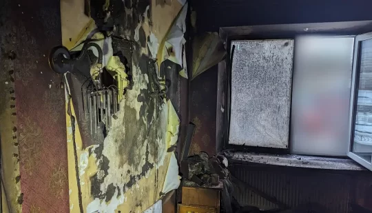 Пожежа в Дубно: рятувальники врятували чоловіка та евакуювали 15 осіб з багатоквартирного будинку