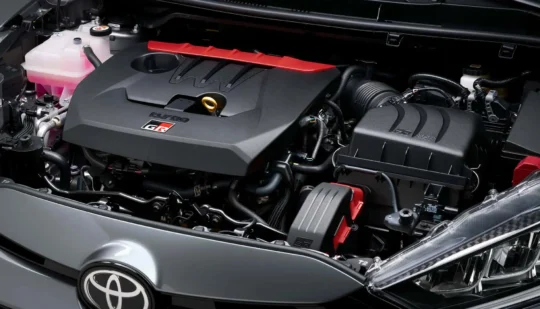 Електромобілі не переконали: Toyota розробляє двигуни внутрішнього згоряння нового покоління