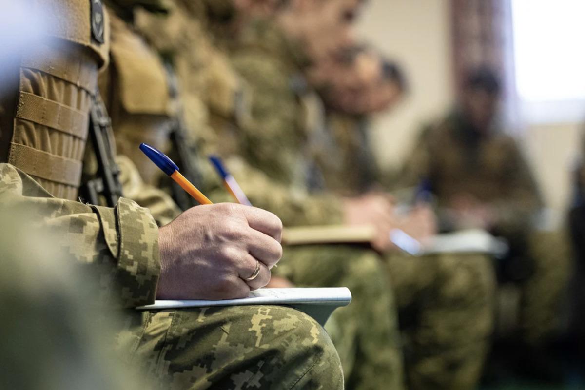 Ви зараз переглядаєте В Україні засудили за ухилення від мобілізації чоловіка, який отримав статус обмеженої придатності до служби