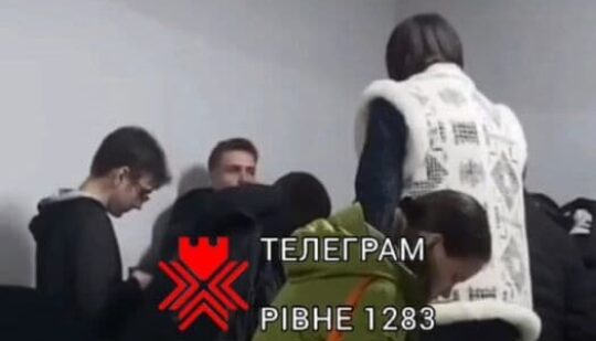 У Рівному вчительку звільнили за приниження учня