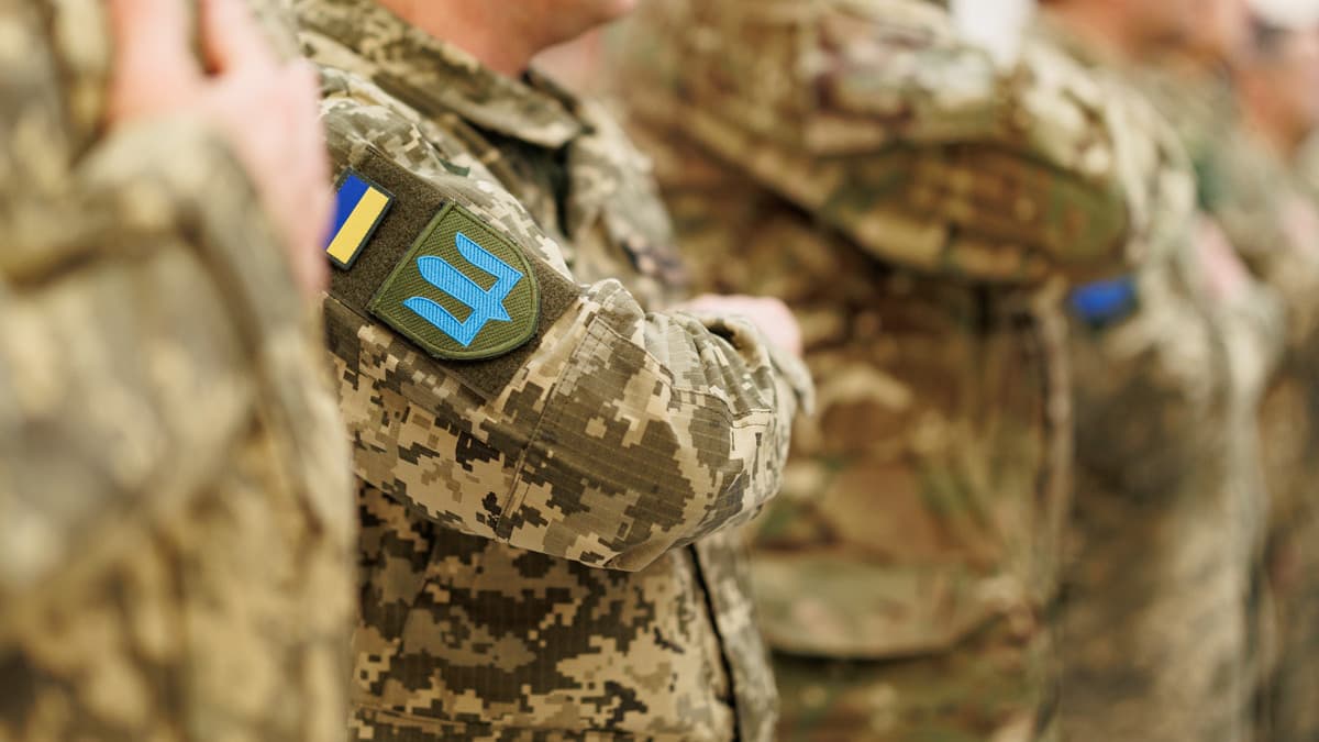 Ви зараз переглядаєте Майже мільйон чоловіків в Україні не працюють, не платять податки та не служать в армії